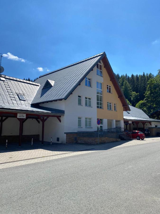 Apartman Labska Szpindlerowy Młyn Zewnętrze zdjęcie